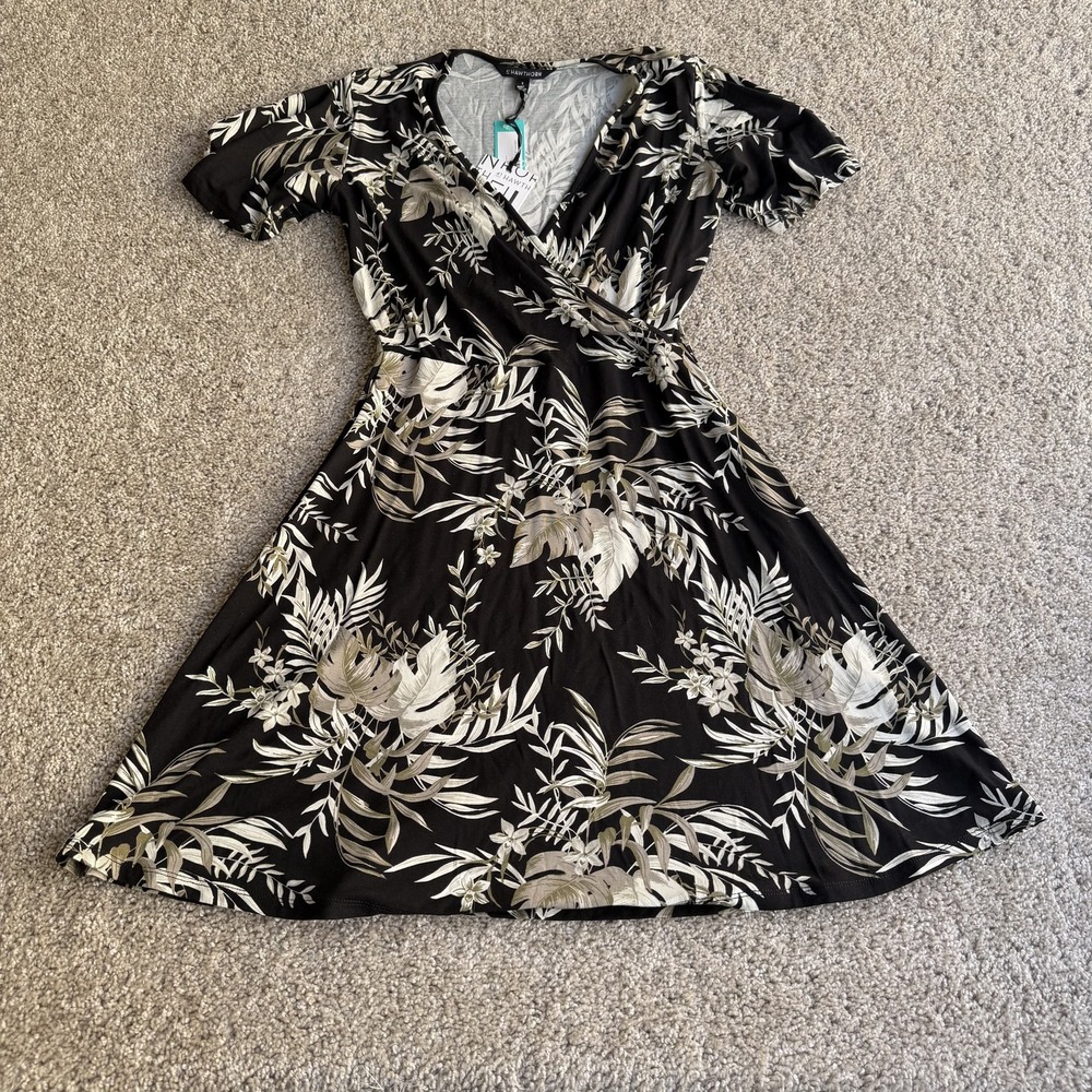 41Hawthorn Dress Womens S Black Floral Wrap Short Sleeve Fit & Flare Knee Length